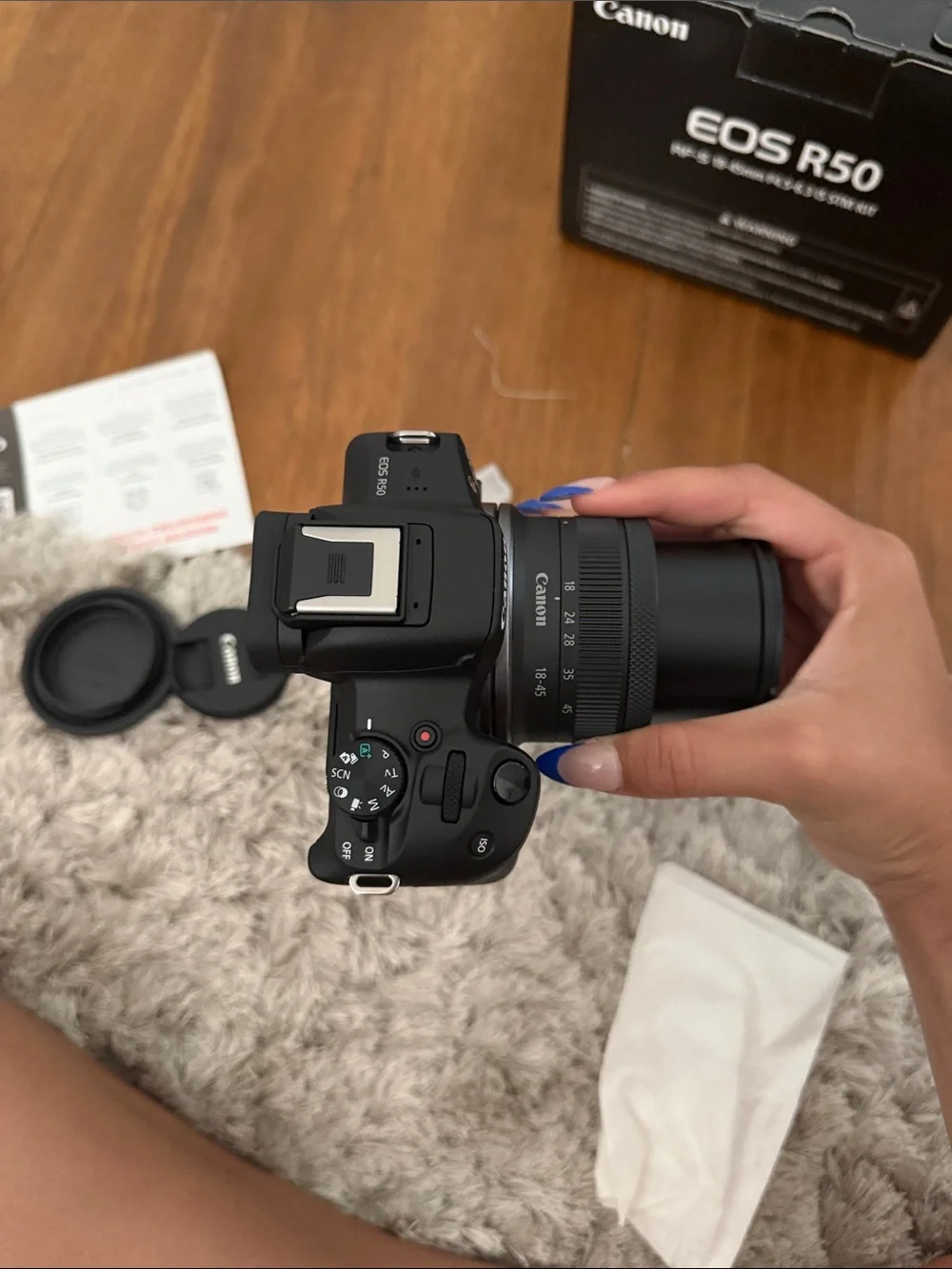 Canon EOS R50 Kit Box - Black